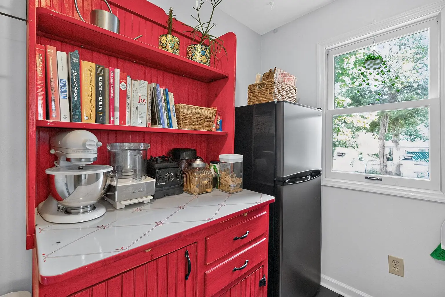 Pantry — photo 22 of 48